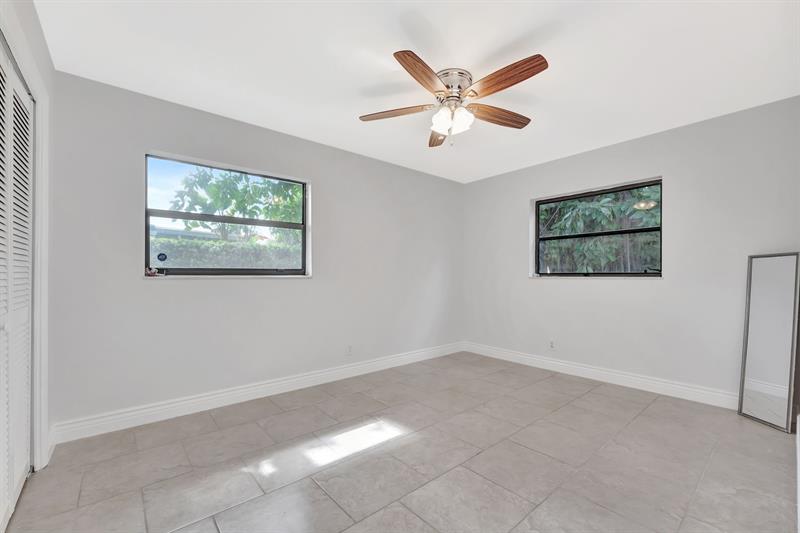 Image 24 of 55 For 10251 39th Ct