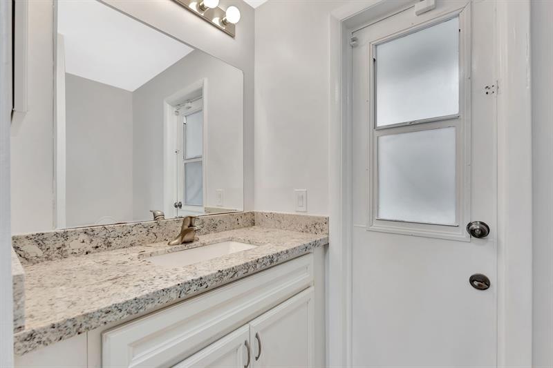 Image 27 of 55 For 10251 39th Ct