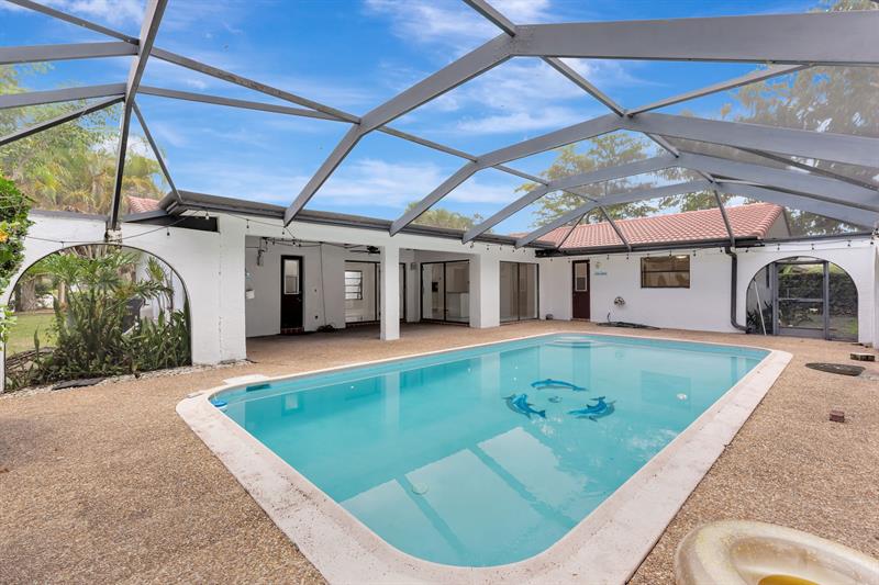 Image 40 of 55 For 10251 39th Ct