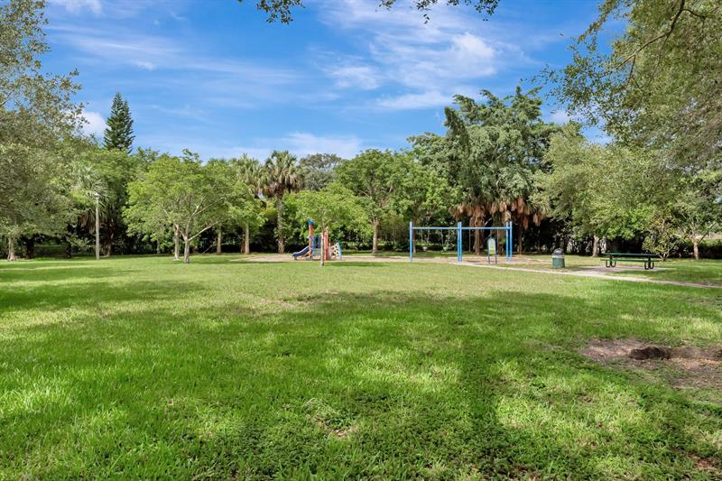 Image 46 of 55 For 10251 39th Ct