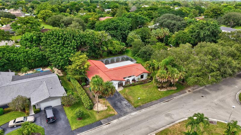 Image 47 of 55 For 10251 39th Ct