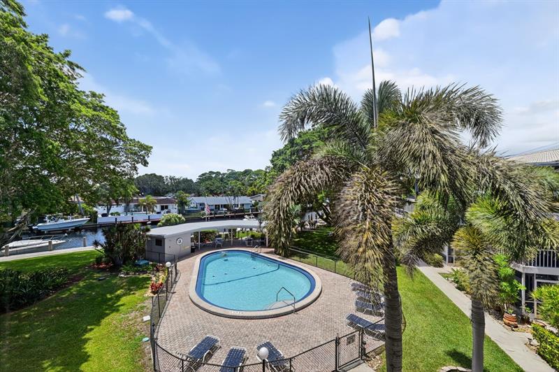 Image 14 of 25 For 1200 12th St  301