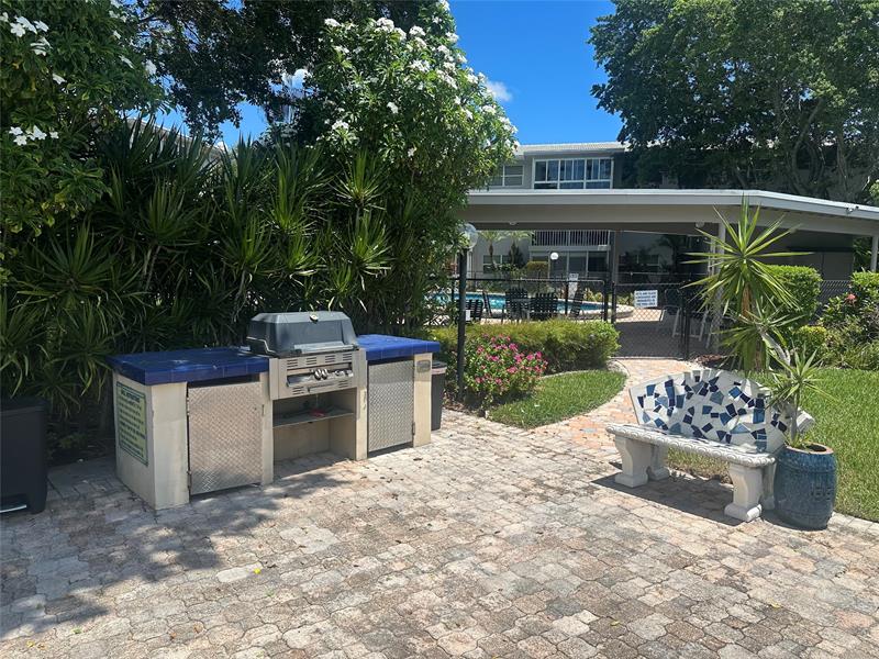 Image 21 of 25 For 1200 12th St  301