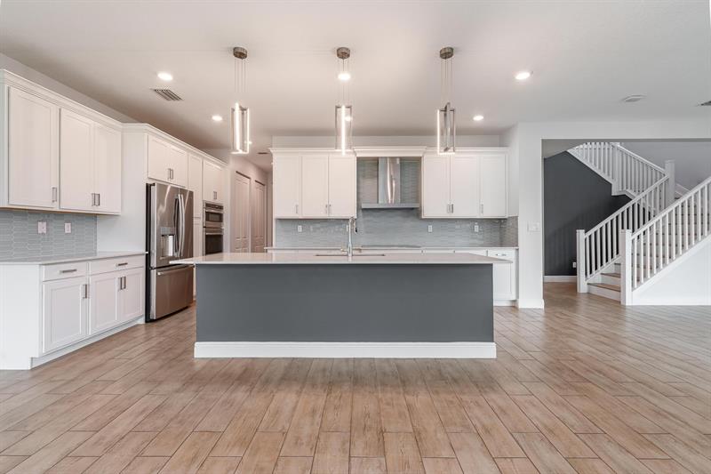 Image 11 of 50 For 4194 Marina Way