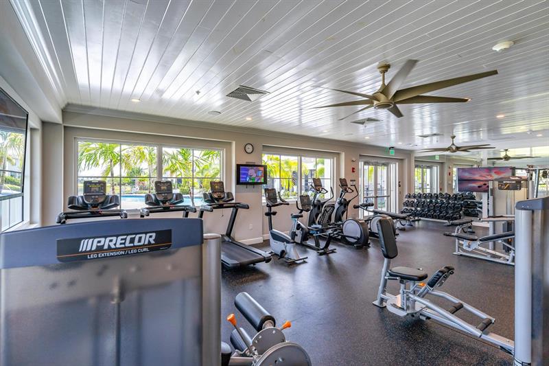 Image 47 of 50 For 4194 Marina Way