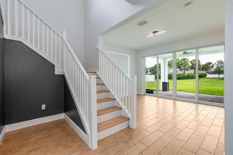 Image 8 of 50 For 4194 Marina Way