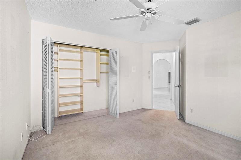 Image 27 of 38 For 9342 10th St