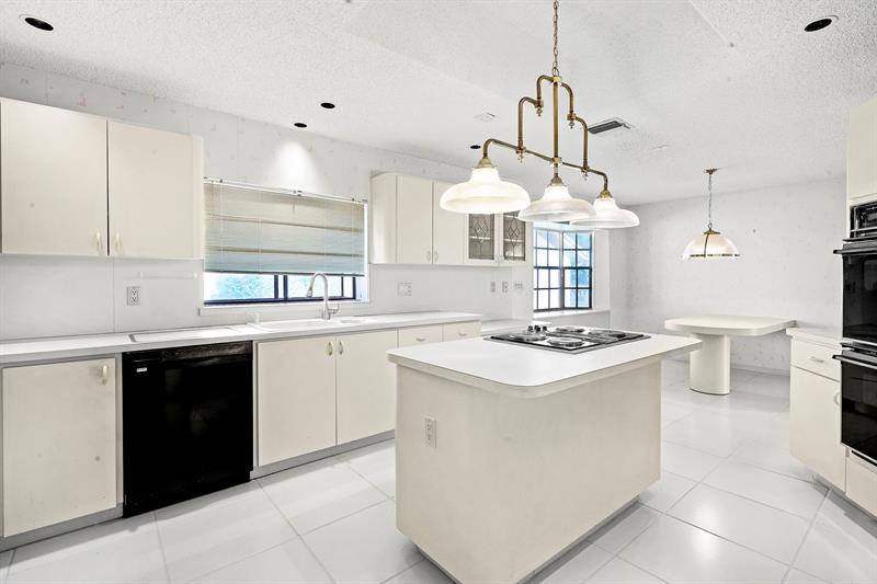 Image 33 of 38 For 9342 10th St