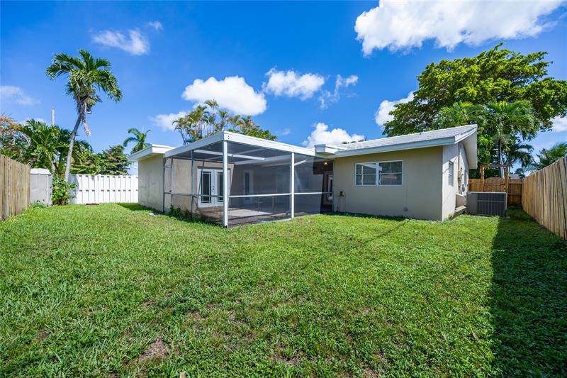 Image 37 of 53 For 2025 38th St