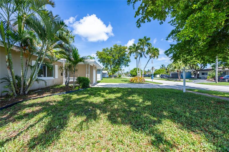 Image 43 of 53 For 2025 38th St
