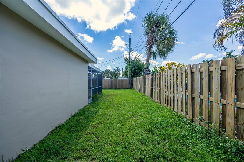 Image 53 of 53 For 2025 38th St