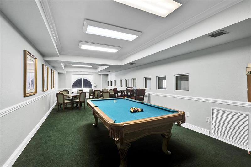 Image 43 of 53 For 2880 14th Street Cswy 110