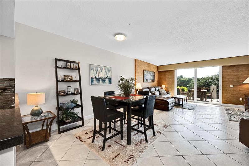 Image 9 of 53 For 2880 14th Street Cswy 110