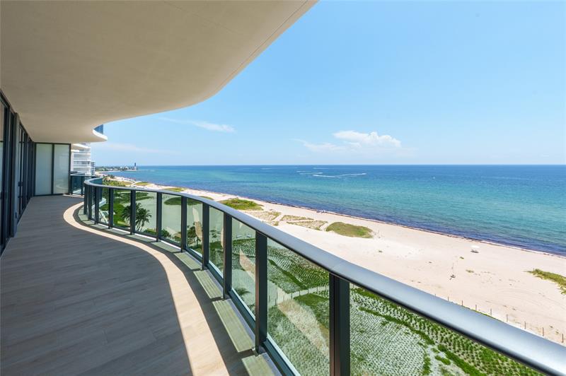 Image 3 of 62 For 900 Ocean Blvd.  902