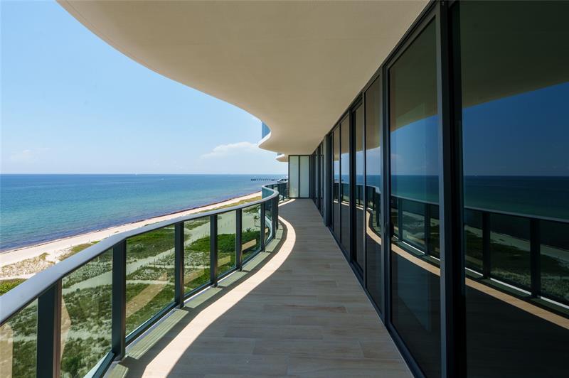 Image 61 of 62 For 900 Ocean Blvd.  902