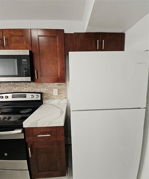 Image 7 of 32 For 2456 52nd Ave  2456