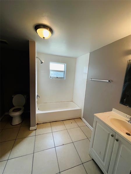 Image 11 of 12 For 3720 4th St  