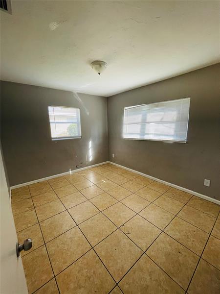 Image 3 of 12 For 3720 4th St  