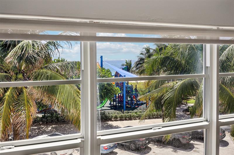 Image 12 of 30 For 133 Pompano Beach Blvd  210