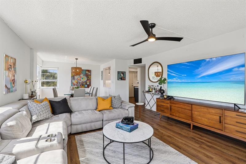 Image 13 of 30 For 133 Pompano Beach Blvd  210