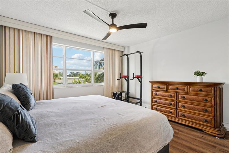 Image 17 of 30 For 133 Pompano Beach Blvd  210