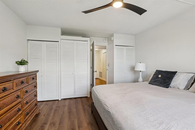 Image 18 of 30 For 133 Pompano Beach Blvd  210