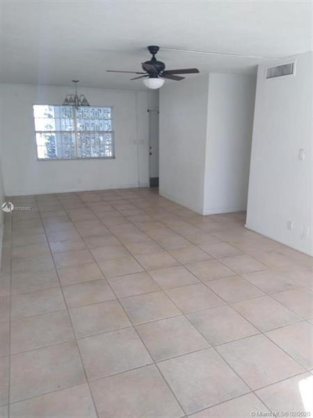 Image 6 of 16 For 1321 43rd Ave  103