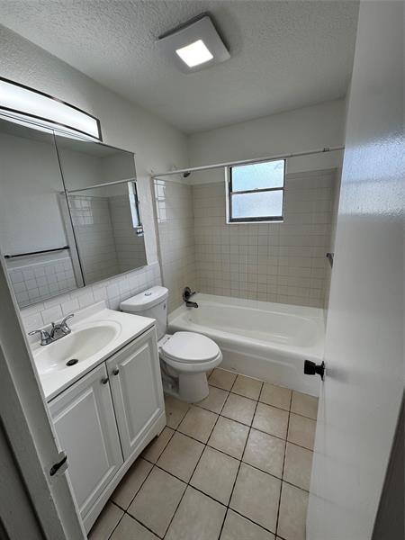 Image 8 of 8 For 3433 Hi St  3433