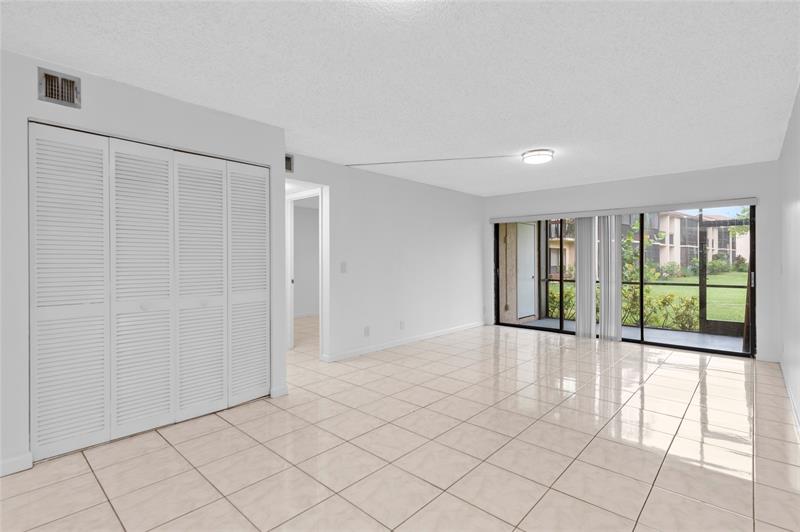 Image 19 of 23 For 2355 15th St  75