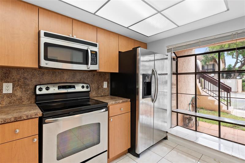 Image 6 of 23 For 2355 15th St  75