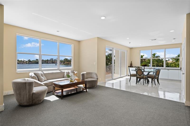 Image 33 of 62 For 511 Bayshore Dr  904