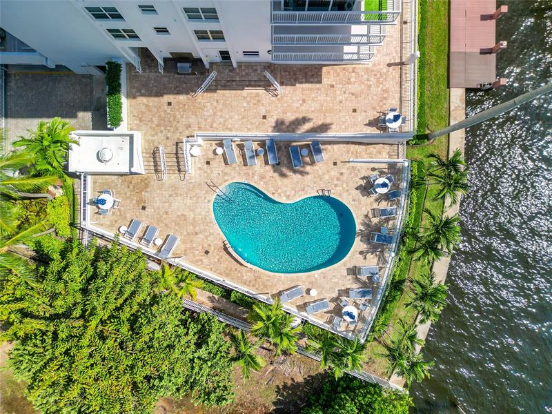 Image 46 of 62 For 511 Bayshore Dr  904