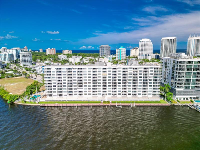 Image 49 of 62 For 511 Bayshore Dr  904