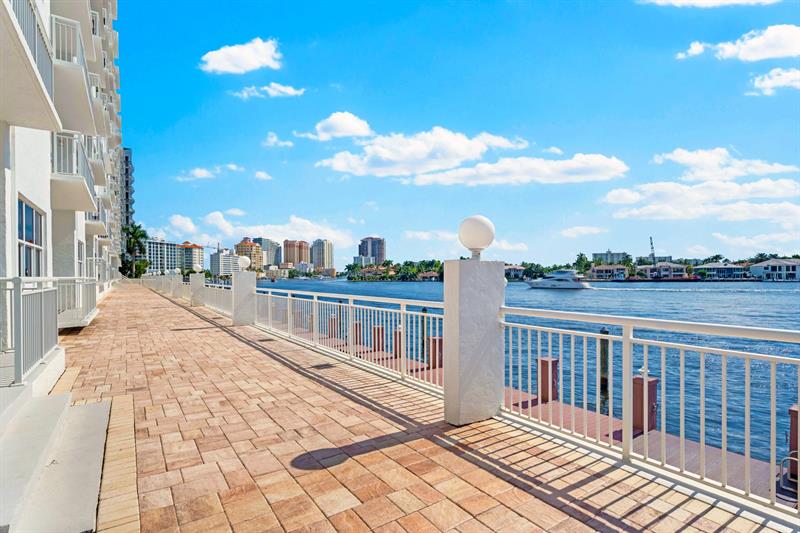 Image 57 of 62 For 511 Bayshore Dr  904