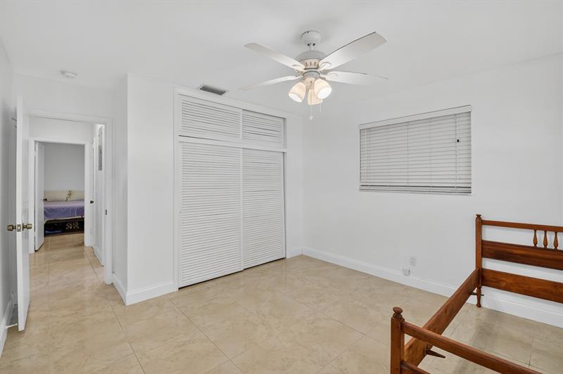 Image 11 of 48 For 5305 Johnson St