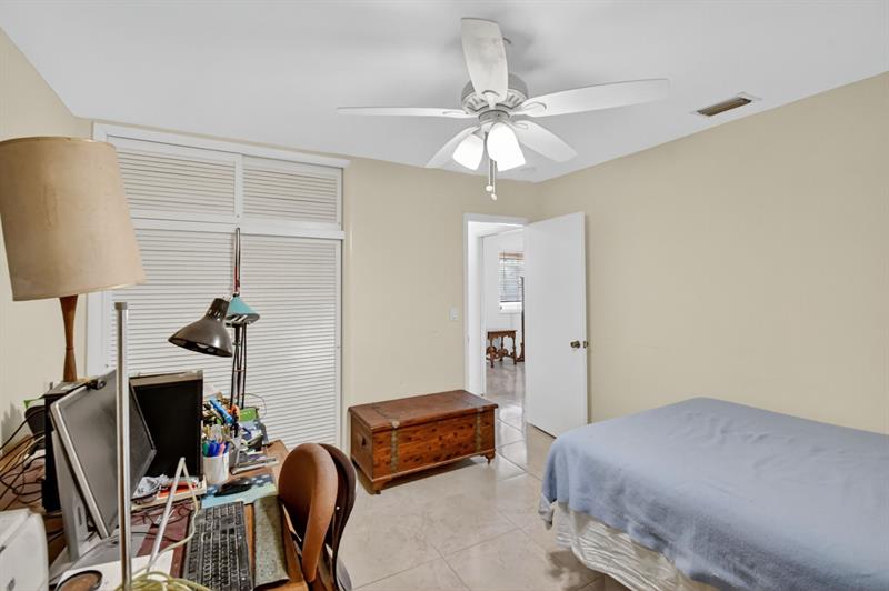 Image 15 of 48 For 5305 Johnson St
