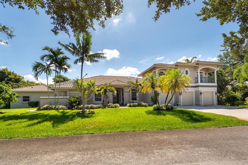 Details for 830 122nd Ave, Plantation, FL 33325
