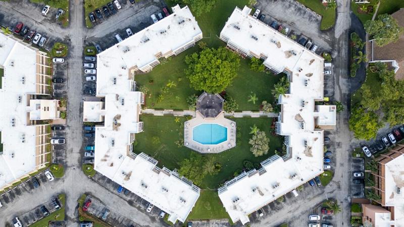 Image 20 of 42 For 6850 Royal Palm Blvd  G 208