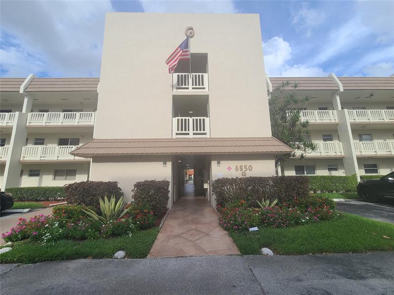 Image 3 of 42 For 6850 Royal Palm Blvd  G 208