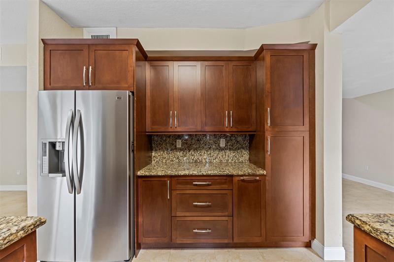 Image 6 of 40 For 5960 99th Ter