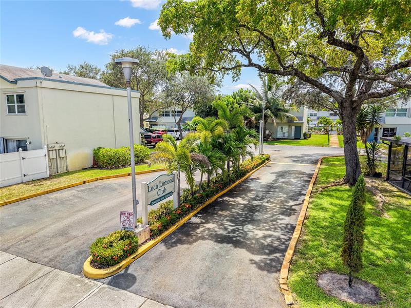 Image 2 of 22 For 3001 4th Ter  162