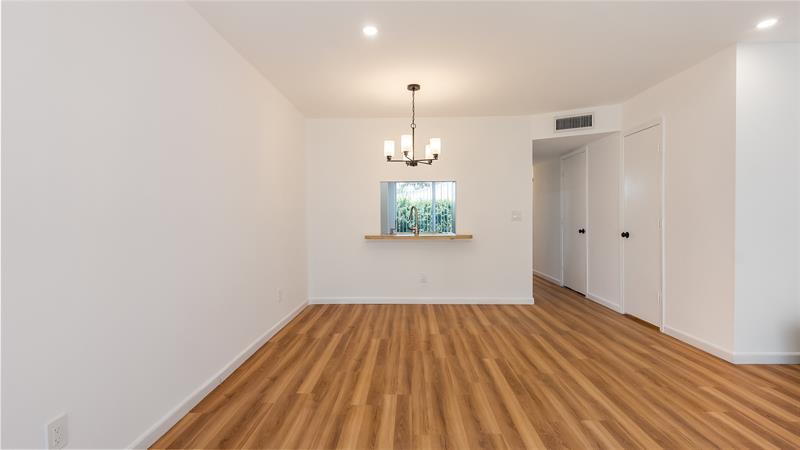 Image 8 of 22 For 3001 4th Ter  162