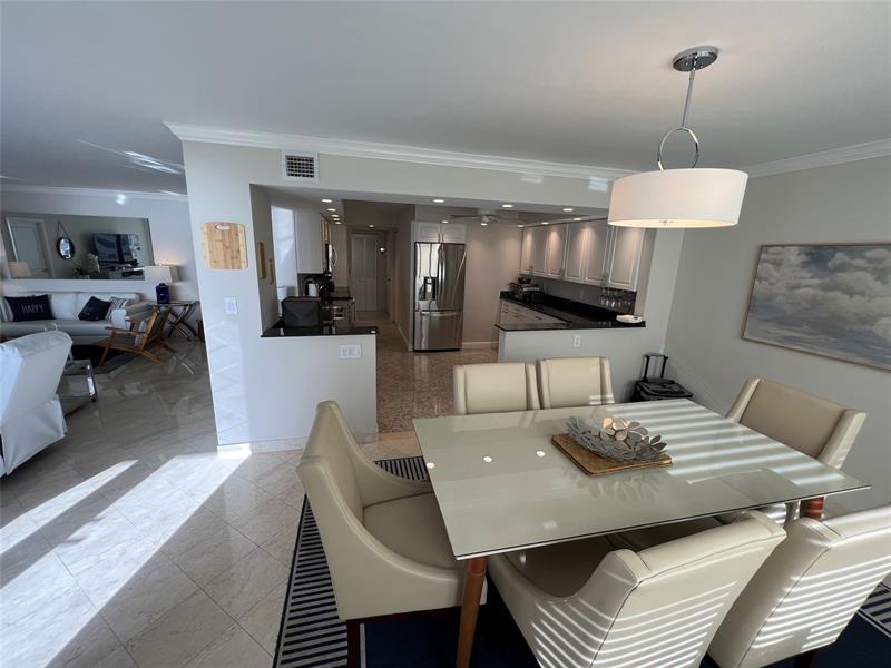 Image 10 of 42 For 4900 Ocean Blvd  1010