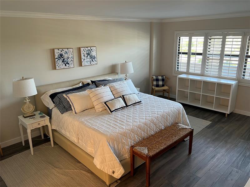 Image 31 of 42 For 4900 Ocean Blvd  1010