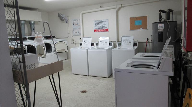 Image 15 of 18 For 6507 Winfield Blvd  203-c