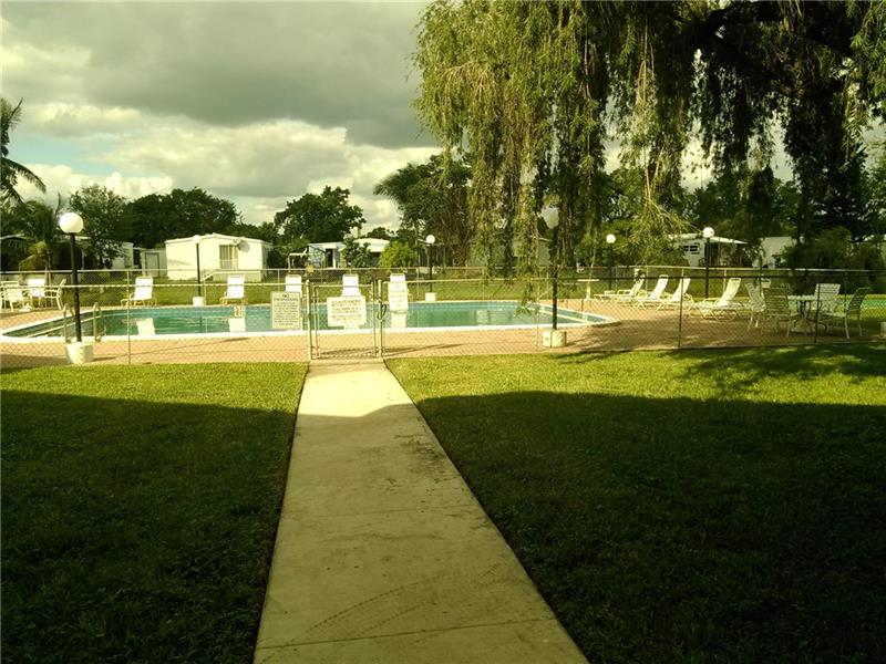 Image 18 of 18 For 6507 Winfield Blvd  203-c