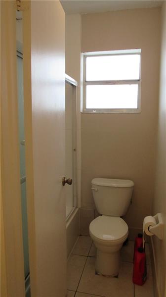 Image 7 of 18 For 6507 Winfield Blvd  203-c