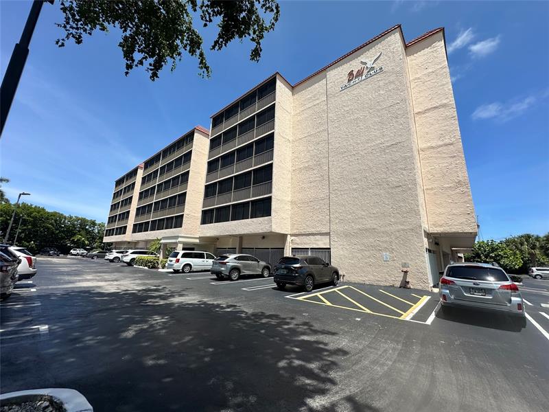 Image 3 of 32 For 740 Federal Hwy  314