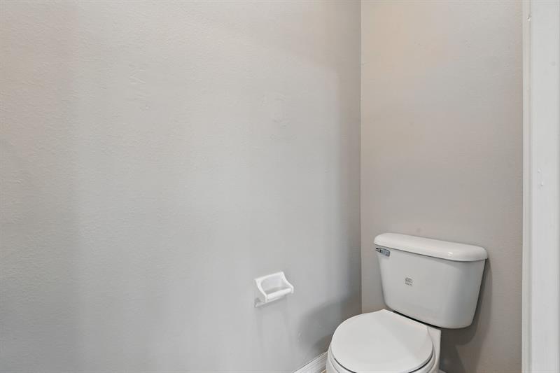 Image 18 of 45 For 13770 276th St