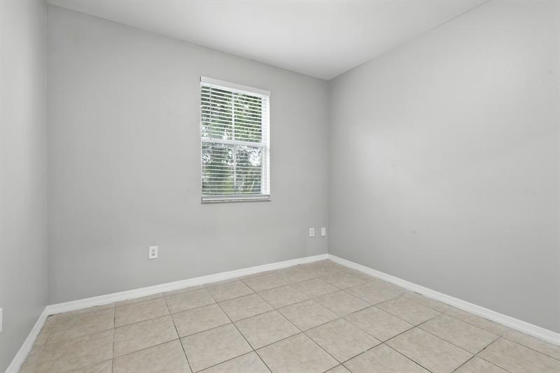 Image 27 of 45 For 13770 276th St